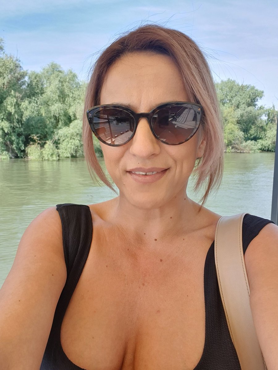 CarrieLove on X: Wich one looks better?? .....me!! Right??  t.coMy28XT6Lr3  X