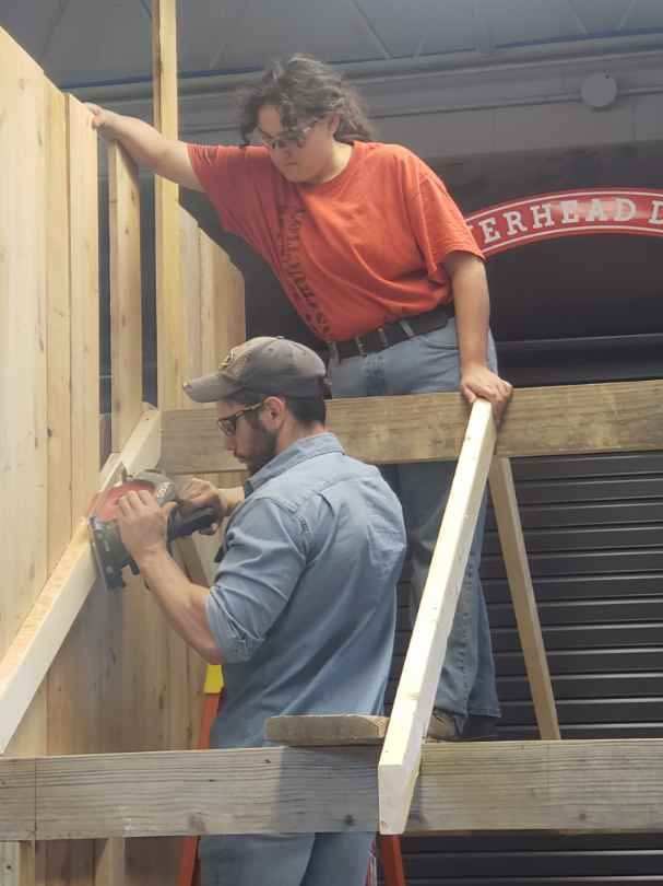 TCATOneida's tweet image. Our Building Construction Technology program has been hard at work! Here is a finished table they worked on as well as a clubhouse that they are currently working on as well. Excellent work!