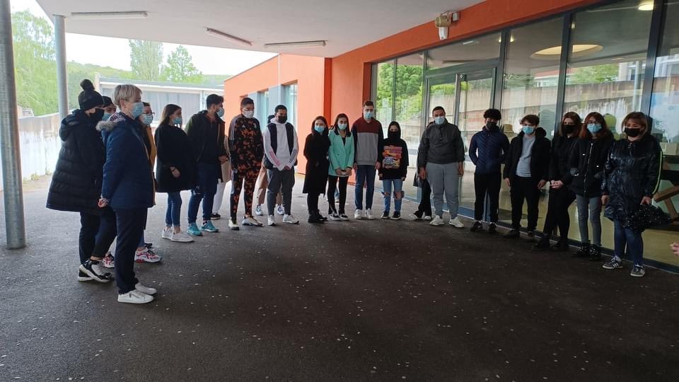 sebthomas1510's tweet photo. Escape Game au LBP Forbach 🔍
Les élèves de seconde GATL ont participé à un escape game organisé par leurs professeurs de Gestion Administration et de Mathématiques
Une matinée réussie et une expérience à reconduire. @
@acnancymetz @Dsden57 #lbpforbach https://t.co/XpzoTtrFoq