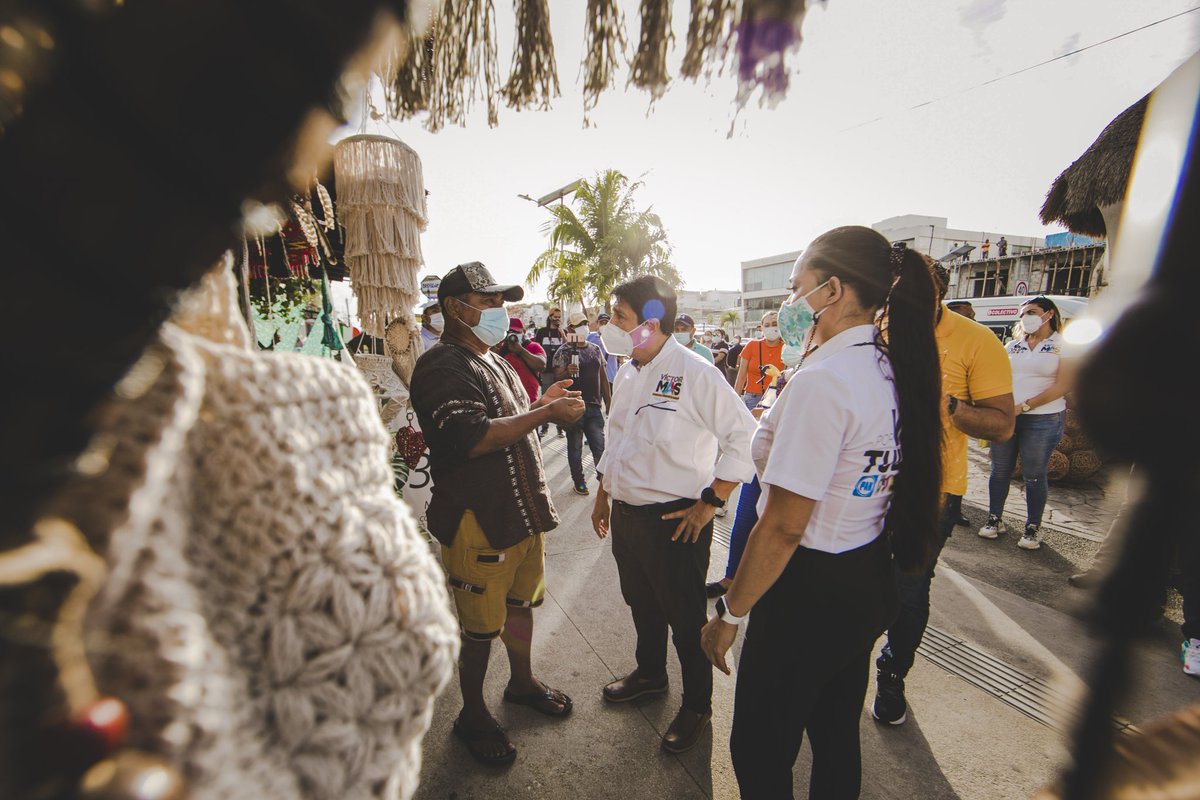 VictorMasT's tweet photo. Para ellos, tenemos estas propuestas:
✅ Crear el distintivo Calidad Tulum
✅ Programa Tú Lo Emprendes
Agradezco a @LeoRojasPRD por acompañarme en esta caminata. Con el apoyo de todos, este 6 de junio vamos a ganar. #VaPorTulum #UnidosSomosFuertes #VaPorQuintanaRoo #VaPorMéxico https://t.co/7gye3edgXg