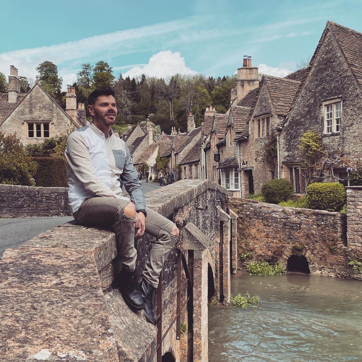 rodrickdesign's tweet photo. Beautiful staycation in The Cotswolds #STAYCATION2021 https://t.co/ZHf8lEtKTs