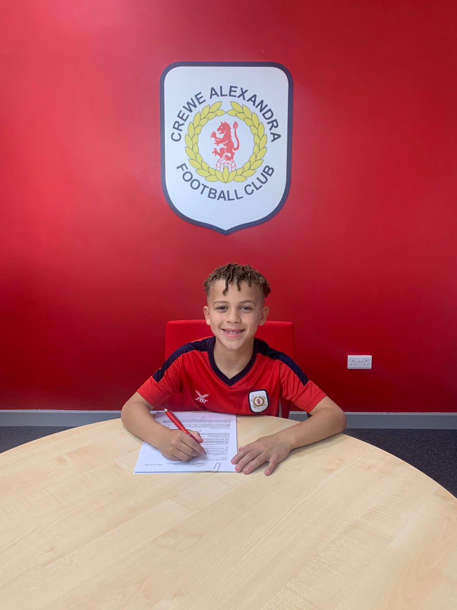 JNSFootball's tweet photo. We are delighted to announce that our JNS Under 8 Baller @jacksonjones_baller has signed his first Academy contract with @crewealexofficial 🔴⚪️
•
•
A massive well done to Jackson who works his socks off and gives 110% in every single game and training he plays. https://t.co/Jd4V8Tk2NU