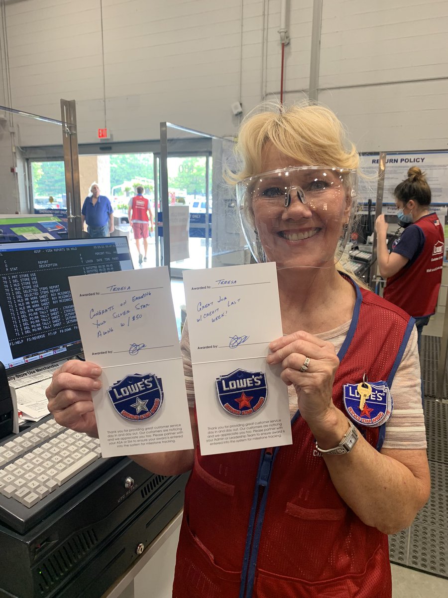 Teresa earned her Silver Star today. <a href="/Lowesofjohnson1/">Lowesofjohnsoncity737</a>