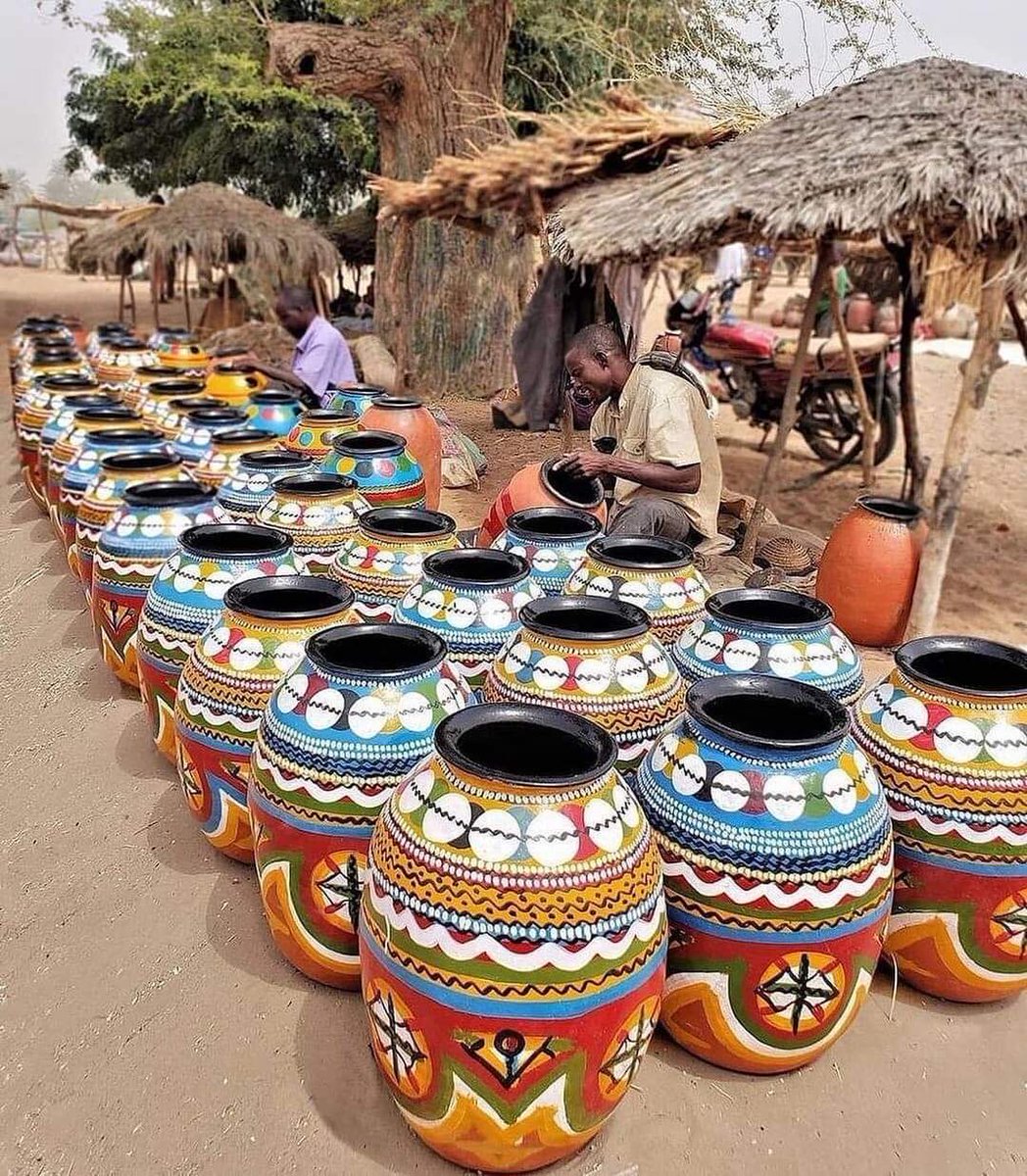 abubakarweeb3's tweet photo. Hausa communities are known for commercial activities for donkey's years.

For instance, historically even before the colonial period, Kano State was known 2 hold that prestigious position as a center of commerce &amp; an established way 4 the then well-known Trans-Saharan trade https://t.co/ZlvmNLDkQW