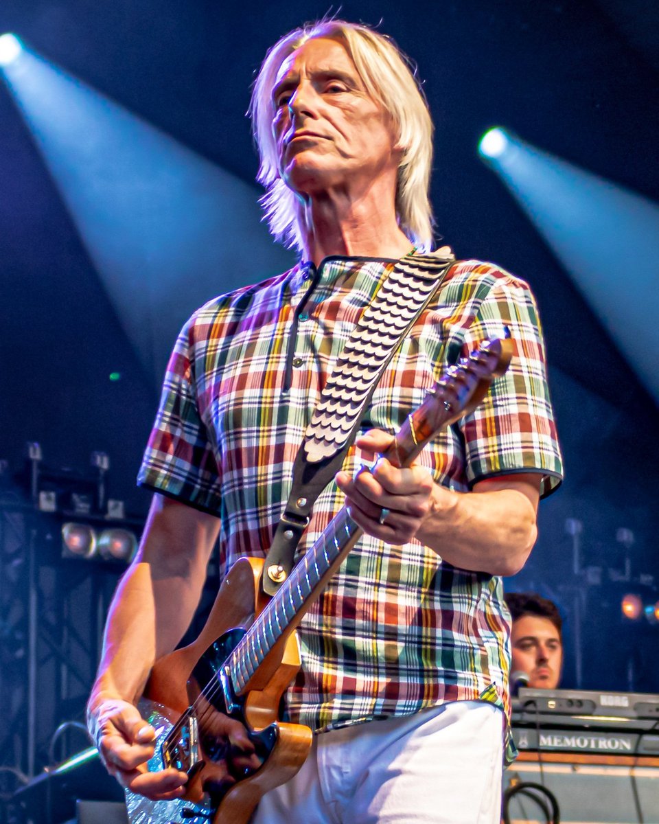 pdicko67's tweet photo. A huge happy birthday to the guv'nor.
My musical landscape would be bland and barren if it weren't for the purchase of 'in the city', 'cafe bleu' and many more since.
©️paulwdixonphotography
@paulwellerHQ #paulweller #modfather
#internationlist https://t.co/T4dknalYR6
