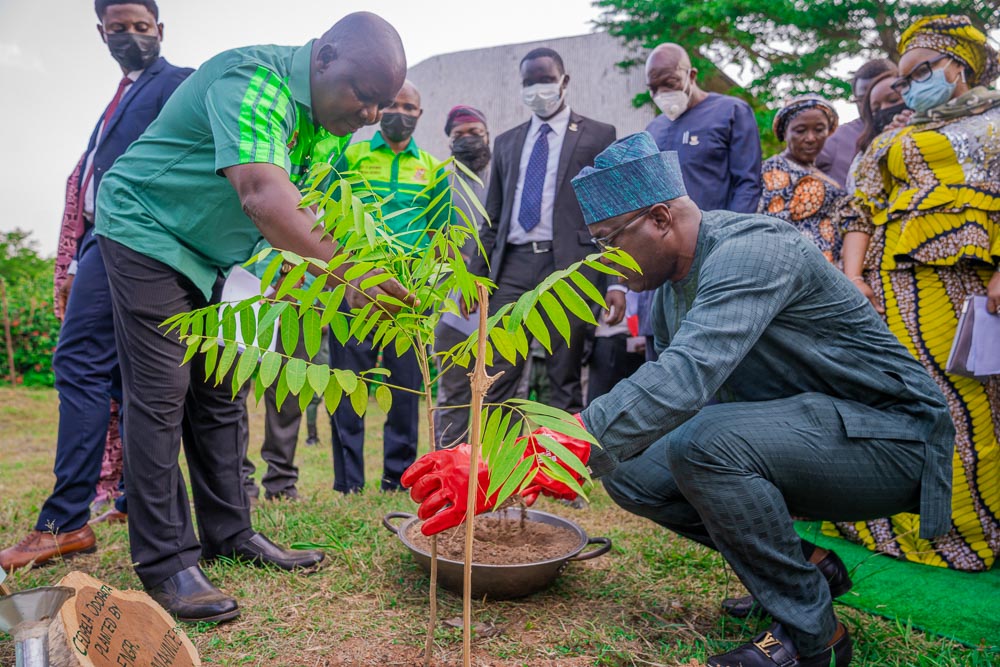 Earlier today, we kicked off the Oyo State Tree Planting Campaign in  Ibadan. Having considered the benefits of trees to our environment and our  well-being, we are committed to planting at least