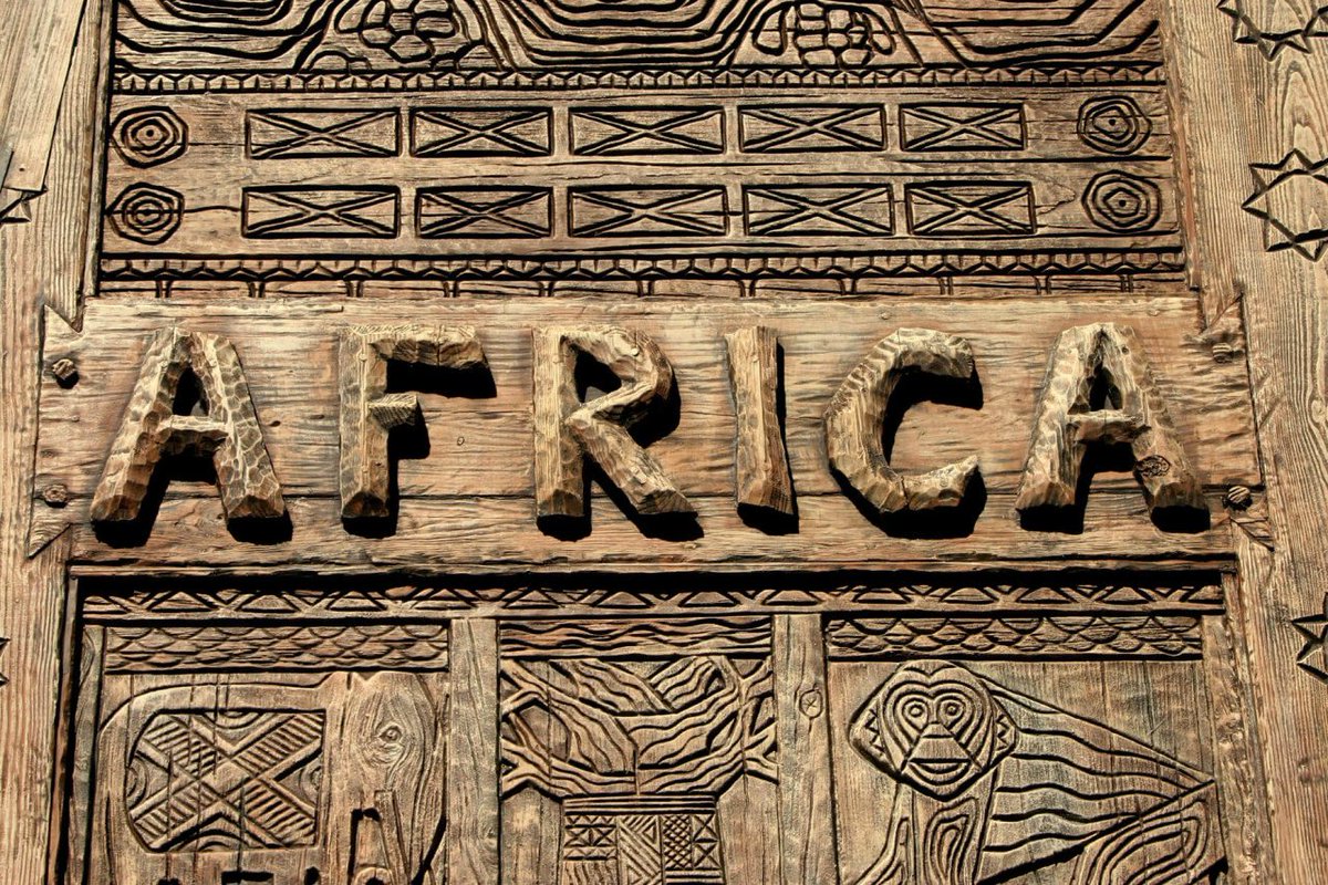 ogene_ogbodo's tweet photo. June 25th every year is recognized as #AfricaDay 

This year theme: Arts, Culture &amp; Heritage: Levers for Building the Africa we Want

We celebrate the day to remind us #Africans the need for us to create a sense of brotherhood &amp; collaborations to achieving the Africa We Want https://t.co/8wbUystObU
