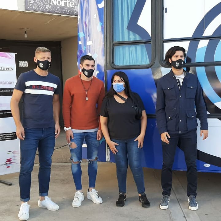 cjalpatomoya's tweet photo. En instalaciones del estadio 23 de Agosto, junto a la Concejala #MariaGalan, acompañamos al Presidente del @cdjujuy, #LisandroAguiar, en la firma de un convenio con el club #GimnasiayEsgrimadeJujuy, con el objetivo de colaborar sobre todo en las categorías formativas. https://t.co/BzzZ84ka0Y