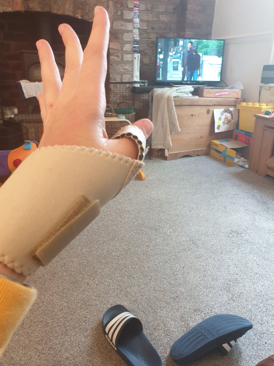 maria_mcmaster's tweet photo. Husband: "oh.... what's that? So it's a real injury then, not a fake one?"

Me: "yes, I have an avulsion fracture "

Husband: "oh..... erm.. sorry...."

😅🤣 #marriedlife https://t.co/bFC24Bz6C7