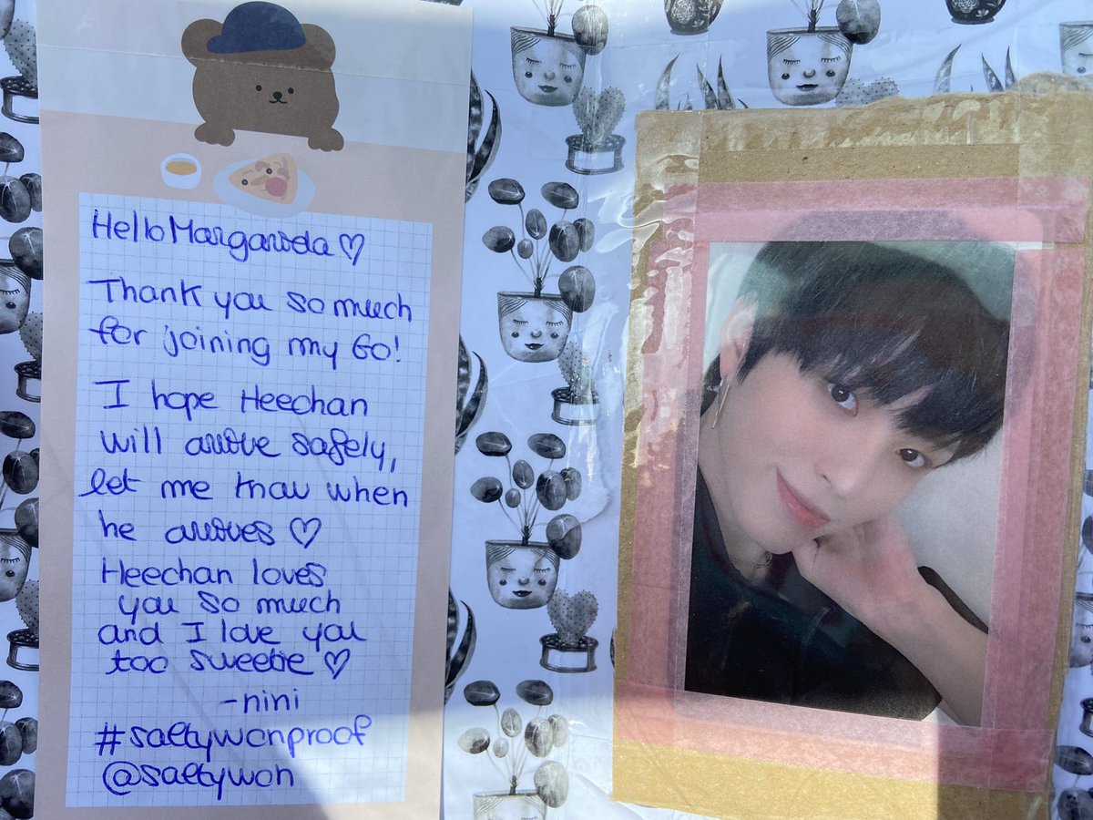 heechanstar's tweet photo. nini~ 
heechan has arrived safely 🥺 
it’s absolutely perfect, he’s so beautiful 😢
thank you so much for this go!! 
OH AND I LOVE YOU BOTH EVEN MORE, YOU’RE THE BEST MY LOVE 💗🌸
stay well and safe! 

@saltywon #saltywonproof https://t.co/D22D017yjO
