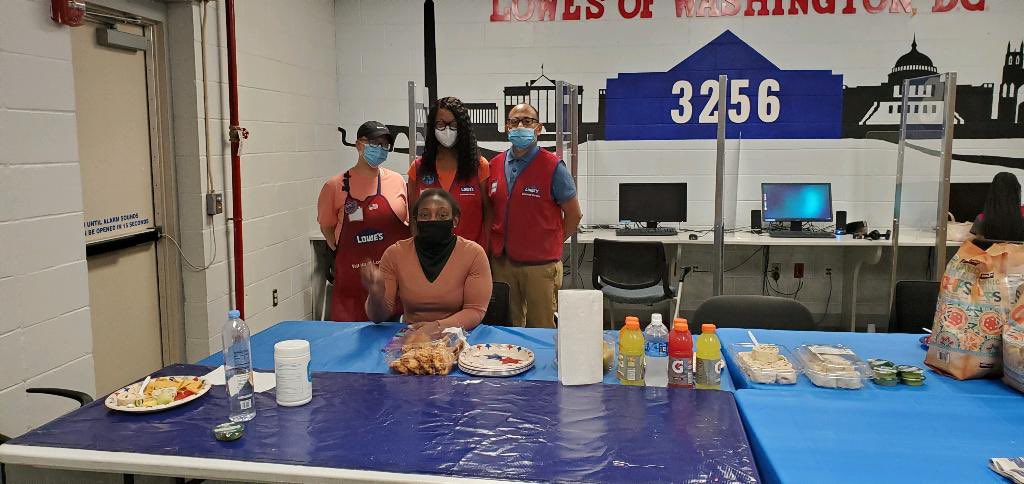 Specialty Spotlight @ Lowe’s DC Store 3256 Come See our Specialists for all your Appliance, Flooring,  Home Decor, Blinds and Cabinets Needs and Wants <a href="/LowesDMV/">Syncer Ingram</a> <a href="/BenitoKomadina/">Benito.Komadina@Lowes</a> <a href="/MichaelGuyer5/">Michael Guyer</a>