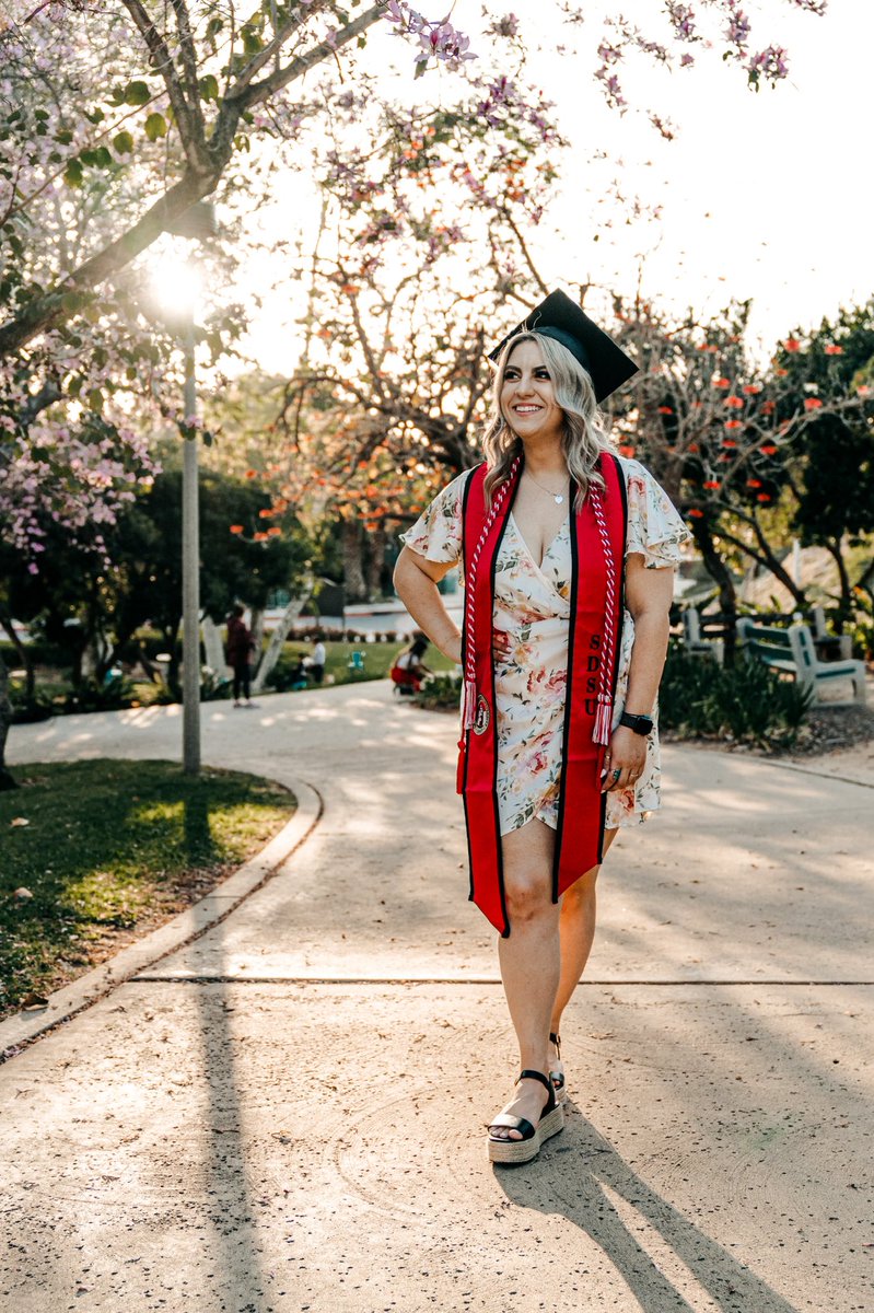 KSteags's tweet photo. #SDSUGrad https://t.co/fdR1syza7J
