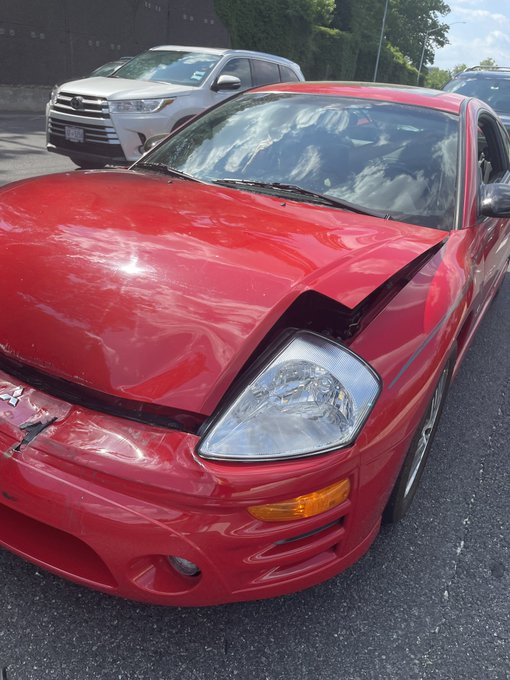 The nurse got hurt 🤕 I was in a severe car crash on Sunday and have internal and external injuries and