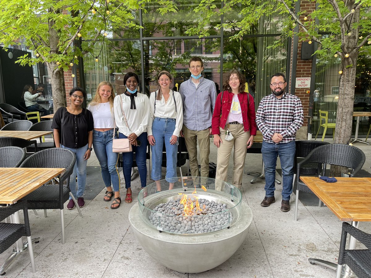 Farewell to @trinadeech who is headed to the NIH for a post-bacc after being a star undergrad in our lab for almost 2 years. Also first time we hang out in a while!