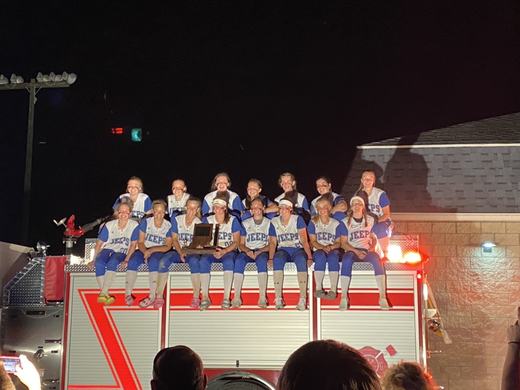 Jeep_Athletics's tweet photo. We love making noise coming into town. Fire trucks for our Sectional Champs! https://t.co/93A84mNFAi