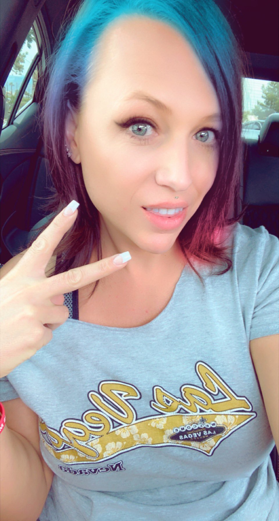 TW Pornstars - 3 pic. Nikki Jade Taylor. Twitter. Does this color work for me ? 😅. 2:36 AM - 26