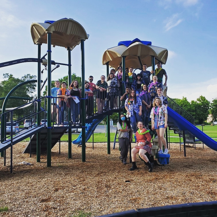 brenhamchoir's tweet photo. Today we said "Aloha" to a wonderful year and amazing group of seniors. Thanks boosters for a fun Luau and seniors for the legacy you are leaving behind. @BrenhamISD @BrenhamHS #itstartswithmusic https://t.co/rxbVK8Lg8H