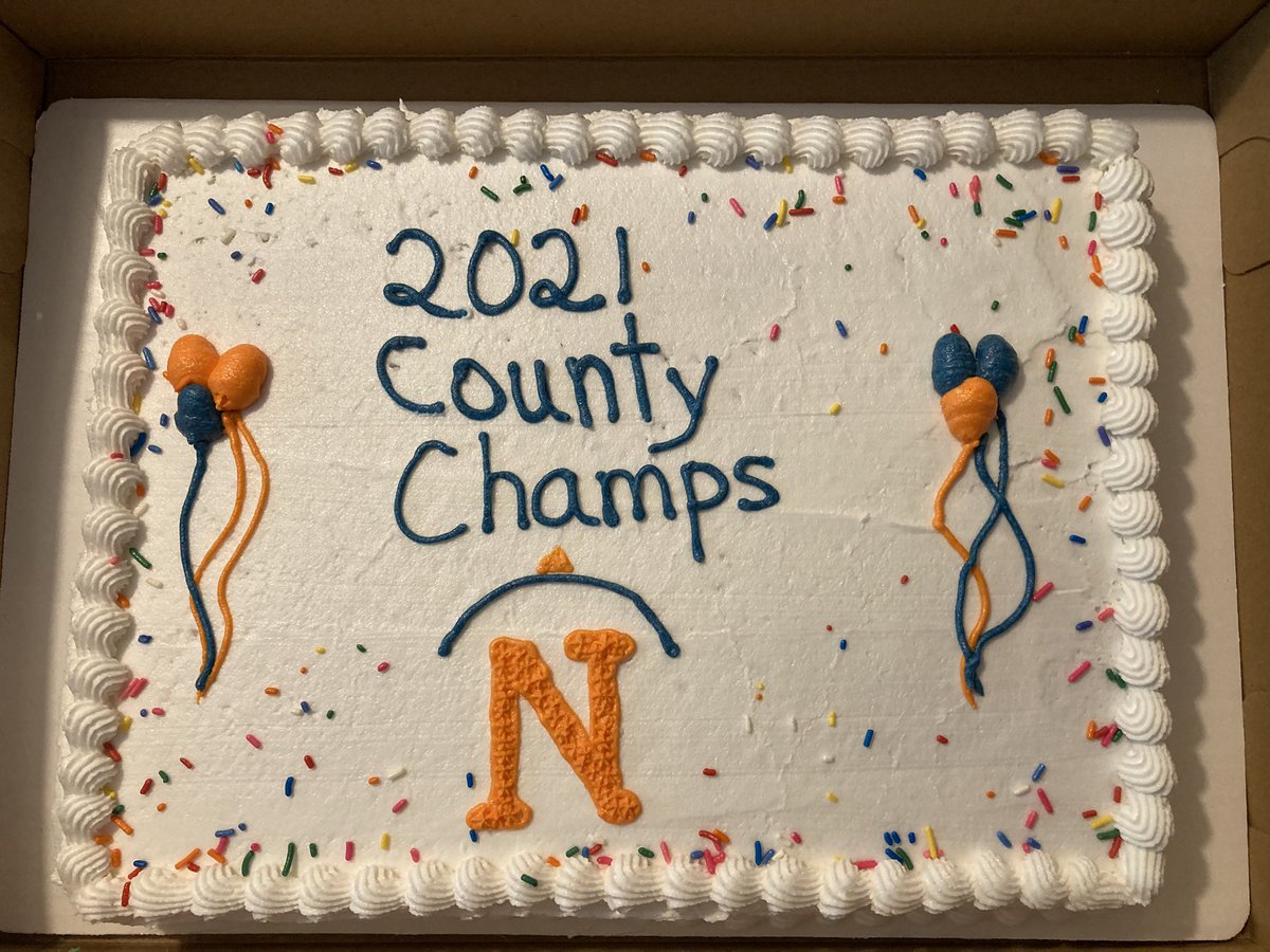 NMHSTrack_Field's tweet photo. We also want to thank Sandy Galloway for the cake and @sidneylcampbell got her steak dinner! https://t.co/i3AGzAzpPS