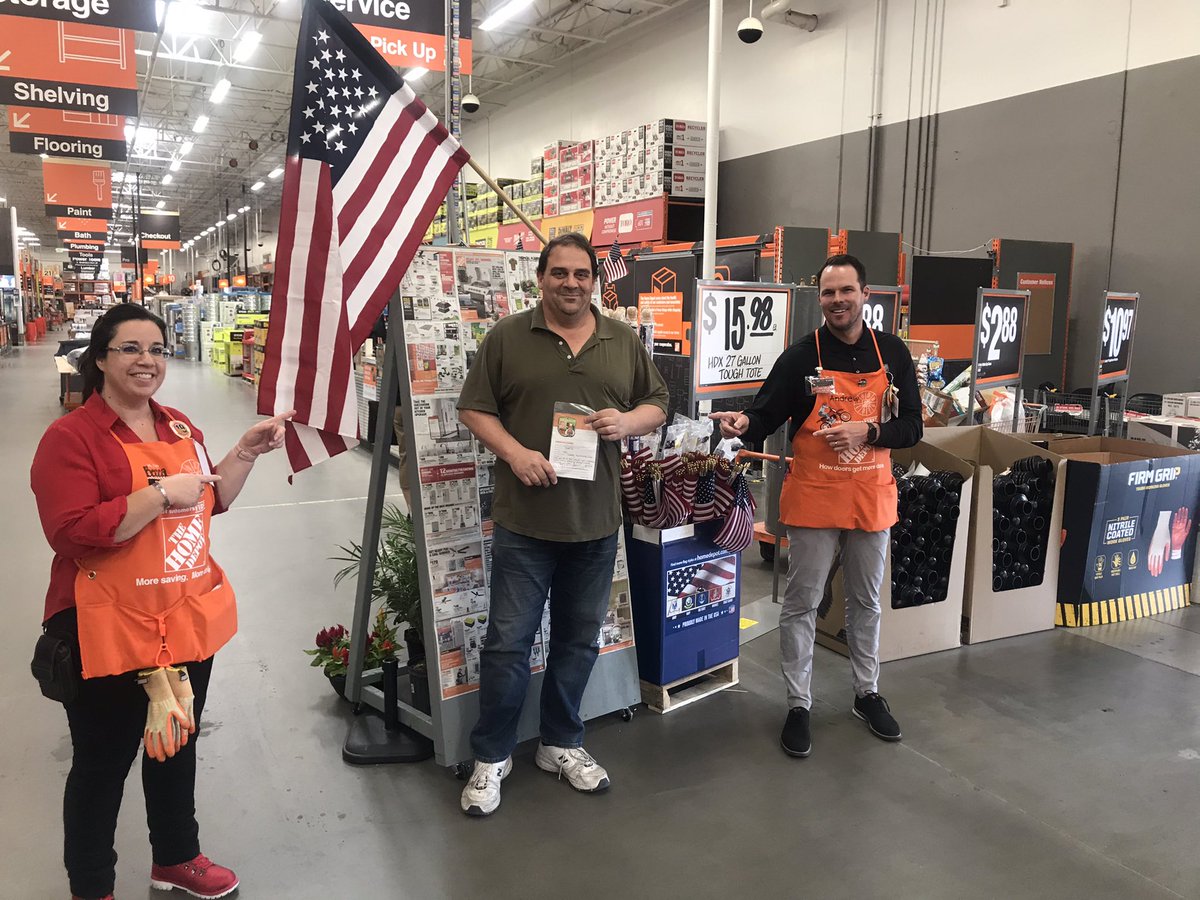 Rebecca Saunders (@beccalsaunders5) on Twitter photo Great day with Andrew recognizing some true talent! Thank you Kimberly, Sam, and Justin for your hard work, drive, and commitment to our store and customers! <a href="/NagyAndrew/">Andrew Nagy</a> <a href="/HurnsJustin/">Justin Hurns</a> <a href="/Crystal44350157/">Crystal Sparks</a> #DynamicD18 #HavasuHomedepot Great day with Andrew recognizing some true talent! Thank you Kimberly, Sam, and Justin for your hard work, drive, and commitment to our store and customers! <a href="/NagyAndrew/">Andrew Nagy</a> <a href="/HurnsJustin/">Justin Hurns</a> <a href="/Crystal44350157/">Crystal Sparks</a> #DynamicD18 #HavasuHomedepot