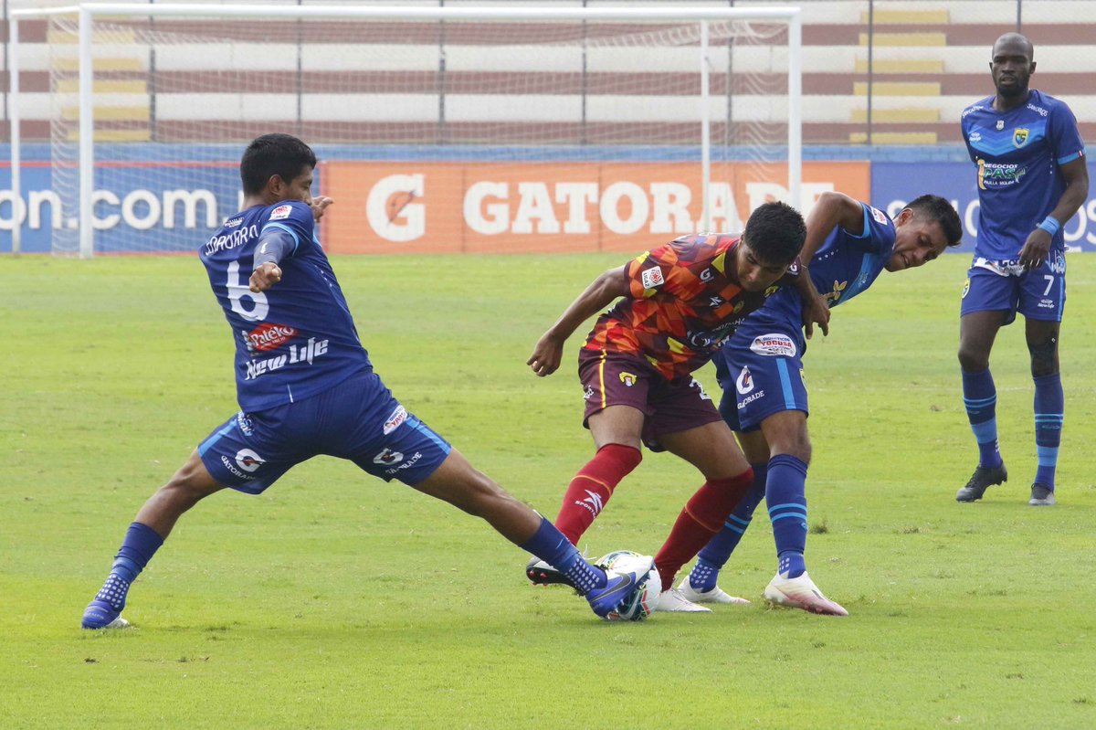 7Llaya's tweet photo. #TorneodeAscenso Liga 2

#CulturalSantaRosa 1-1 #CarlosStein 
#AtleticoGrau 2-0 #DeportivoCoopsol 
#JuanAurich 2-1 #ComerciantewmsUnidos https://t.co/Wo8z8kTCWo