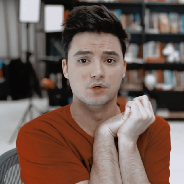 aware_neto's tweet photo. - Todo dia um motivo do porque eu amo o @felipeneto - a thread ♡ ♡ https://t.co/9EvxOMA173