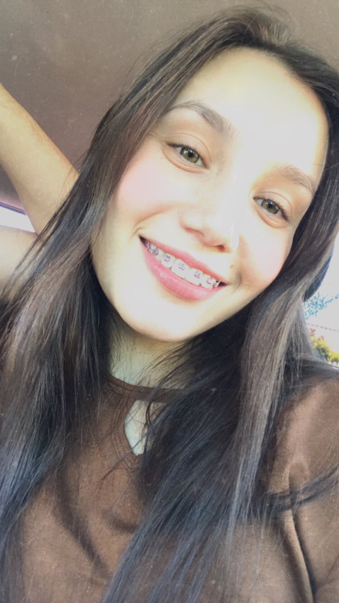 alexandrobres's tweet photo. Para presumir lo diosa que es mi novia😍 @Yamiespindola_ https://t.co/xVL6jb2FLD