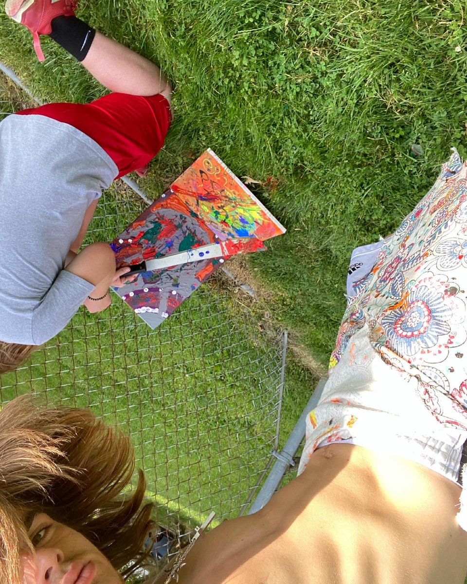 rushedantics tweet media