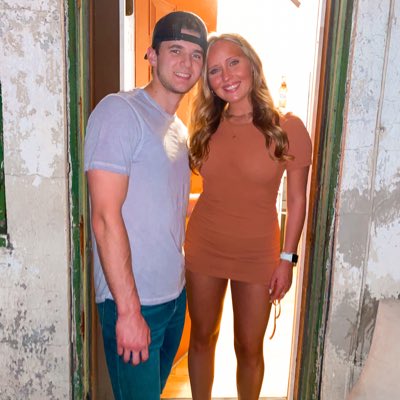 bsleezzy15's tweet image. #NewProfilePic