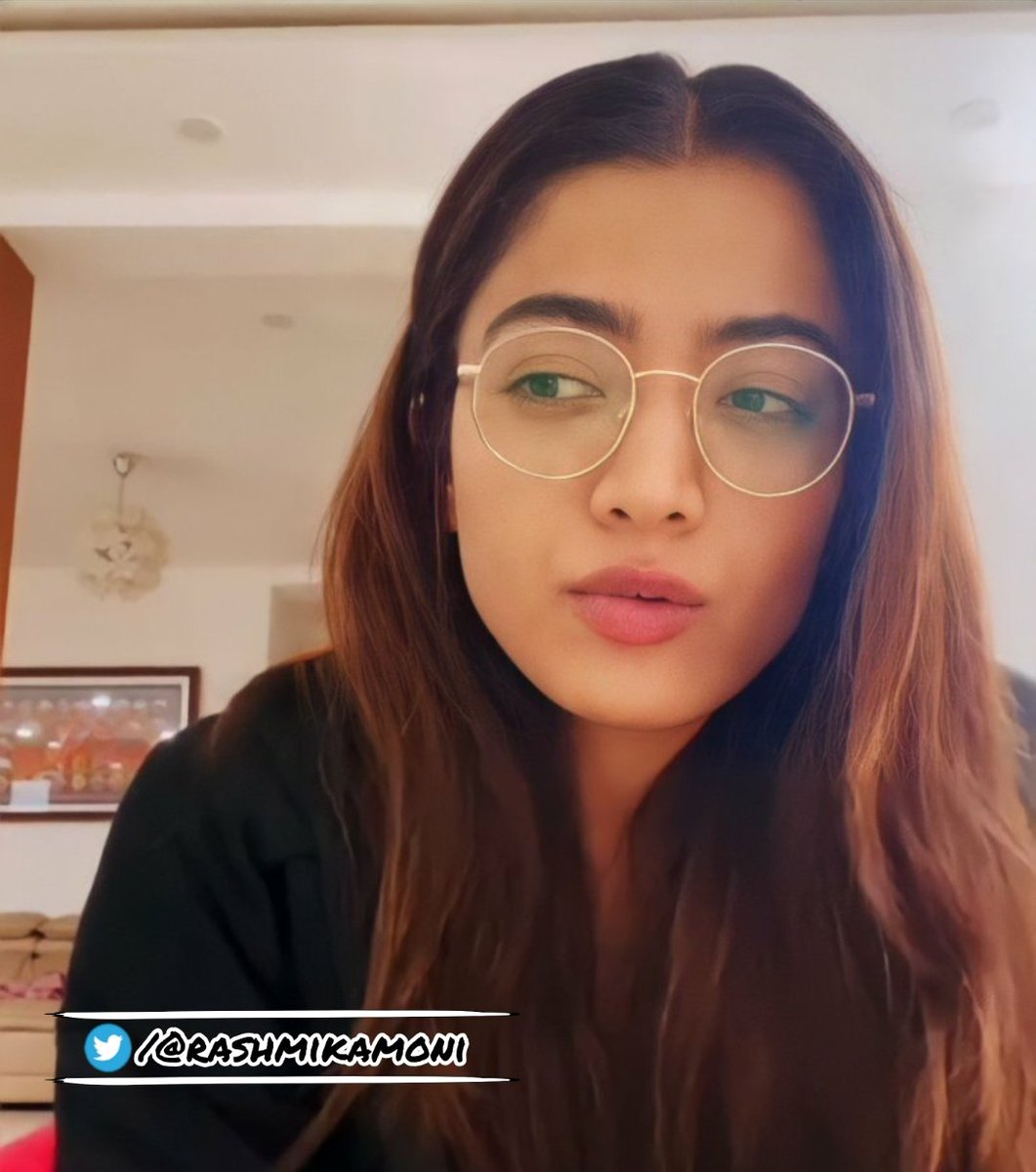 Rashmikamoni's tweet photo. Happy morning ❤

@iamRashmika 💛🤗

Have a bright day ahead 😊

#Rashmikamandanna https://t.co/6xSNHVr3Qn