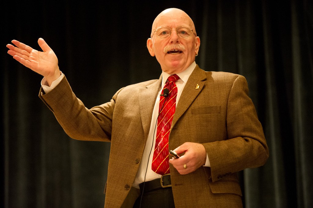 UMDPublicHealth's tweet photo. Today we celebrated the legacy of our founding dean, Dr. Robert S. Gold, who is retiring from @UofMaryland after 22 years providing vision for the School of Public Health, mentoring many creative/productive scholars and creating a caring, thriving community. Thank you Dr. Gold! https://t.co/mzn3LuPPNC