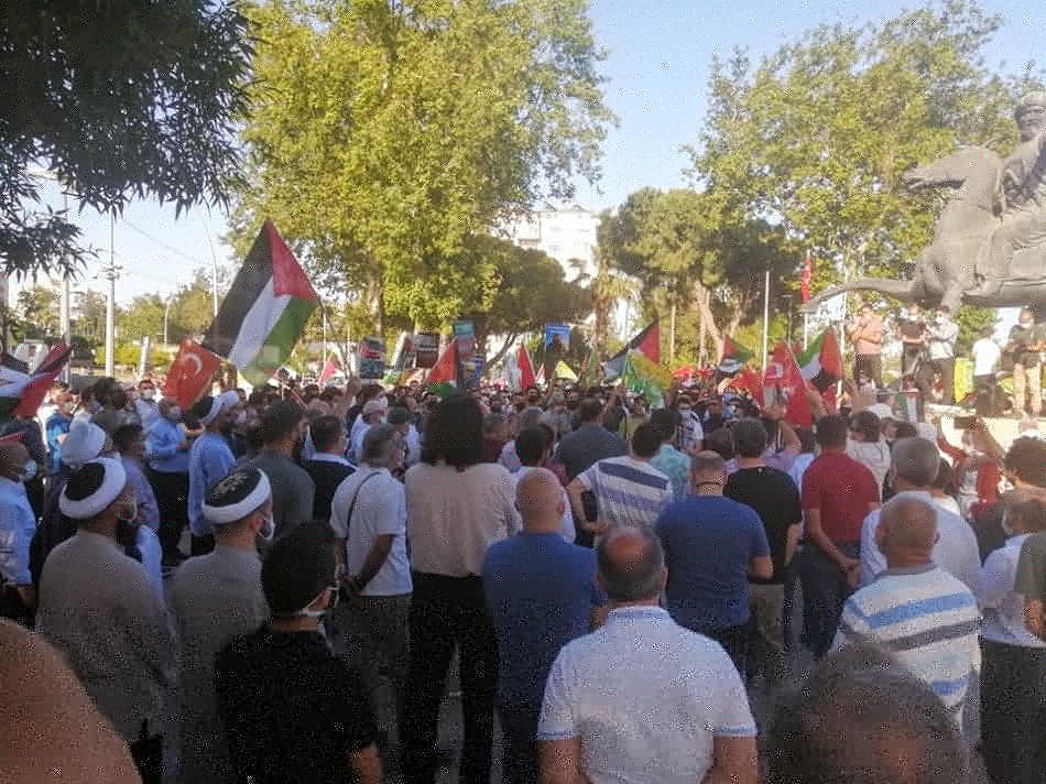 kudus_platformu's tweet photo. Özgür Kudüs Yürüyüşü #Antalya @kudus_platformu #Kudüs ve #MescidiAksa dostu Antalyalıların yoğun ilgi ve katılımlarıyla bugün gerçekleştirildi.
#SONDAKIKA
#GenocideinGaza
#IsraelTerrorist 
#FreePalestine 
#SavePalestine  
#PalestineUnderAttack
#Palestine https://t.co/yCNsihrlNQ
