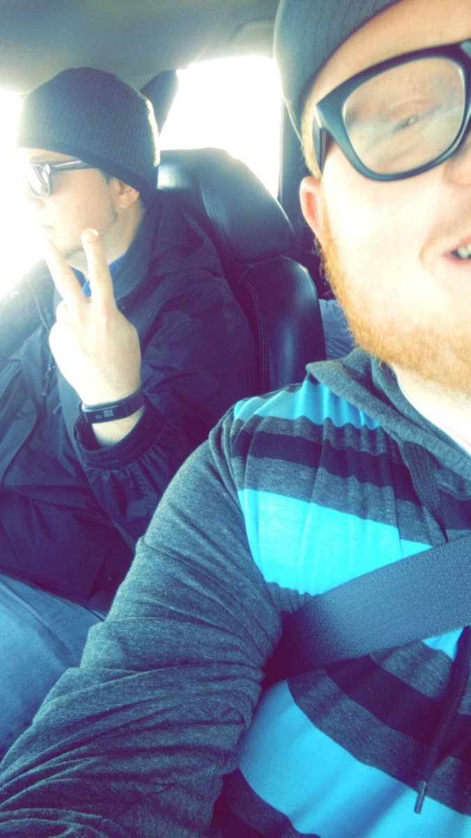 b_radp73's tweet photo. Happy Birthday to this beautiful human. Literally my right hand man since the womb and the best brother a guy could ask for! @jakepeterson171 https://t.co/6ANDtqmN24