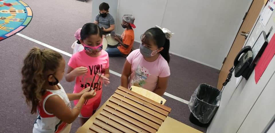 EasternElement4's tweet photo. It's a Percussion Party in Music class this week! #eespride https://t.co/t4WtHgHf6t