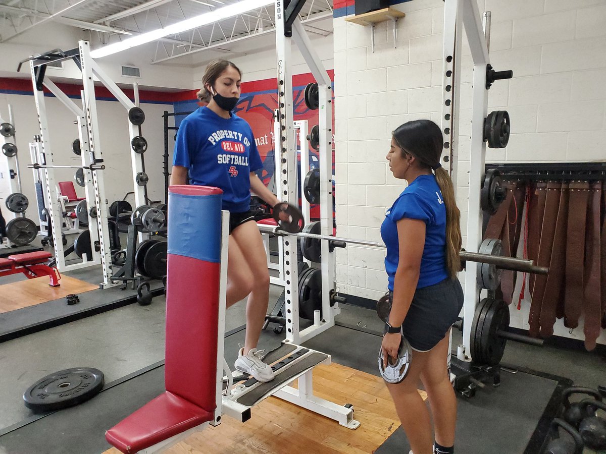 Getting ready for next year! Championships are won in the off-season!! Tearing it up in the weightroom! 💪🥎👍👊💪
#NOSTOPPINUS
@CharlieGarciaBA 
@RobRobledoBA 
@ODPHIRuben 
@eric_scogin