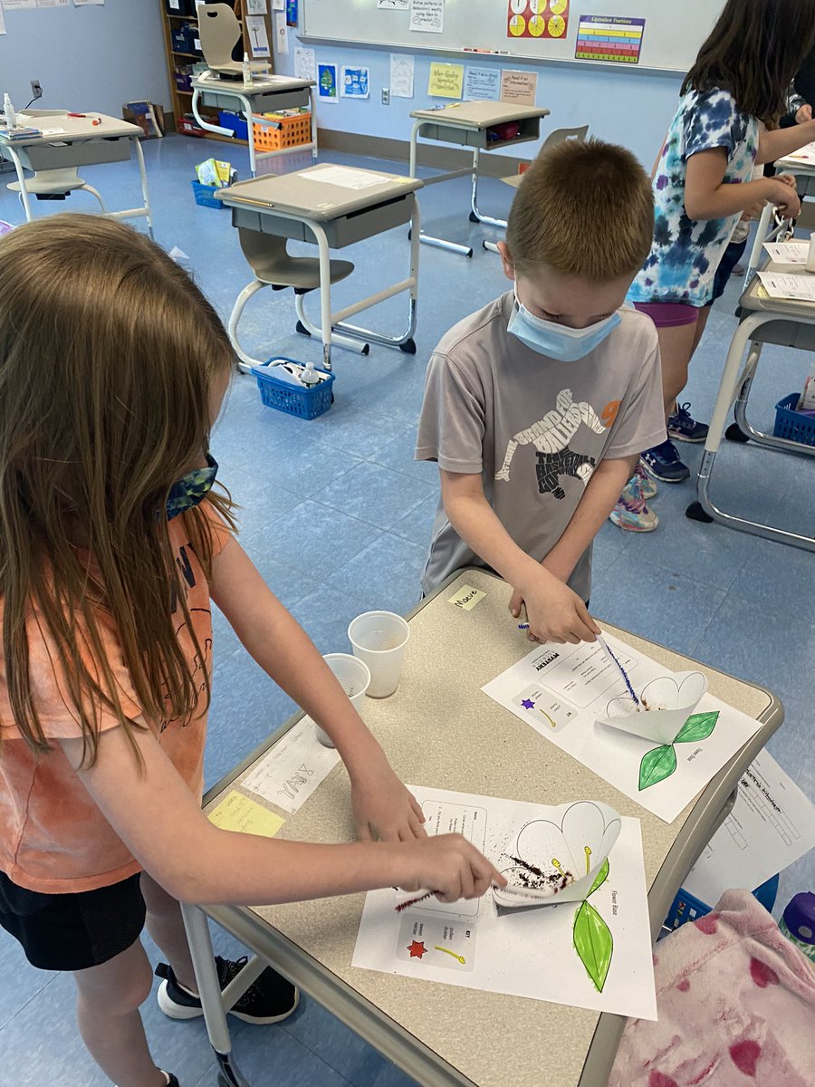 Christina Yager tweet media