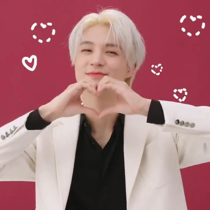 เข้าแอคบ้างนะ คนบนไบโอ