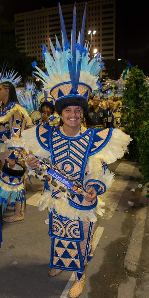 llopestyle's tweet photo. Portela 2020. Uma lembrança cheia de saudades. Tabajara do samba. 😍💙🦅💪🏼 #chocalho #Portela #Carnaval2020 #saudades https://t.co/hX2JxCPPkT