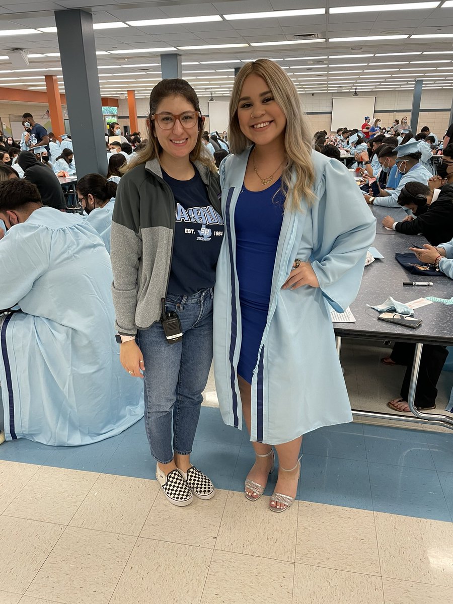 CounselorRamos1's tweet photo. @_briissaa BRISA! I’m so proud of you! https://t.co/DX9GKEnVCR