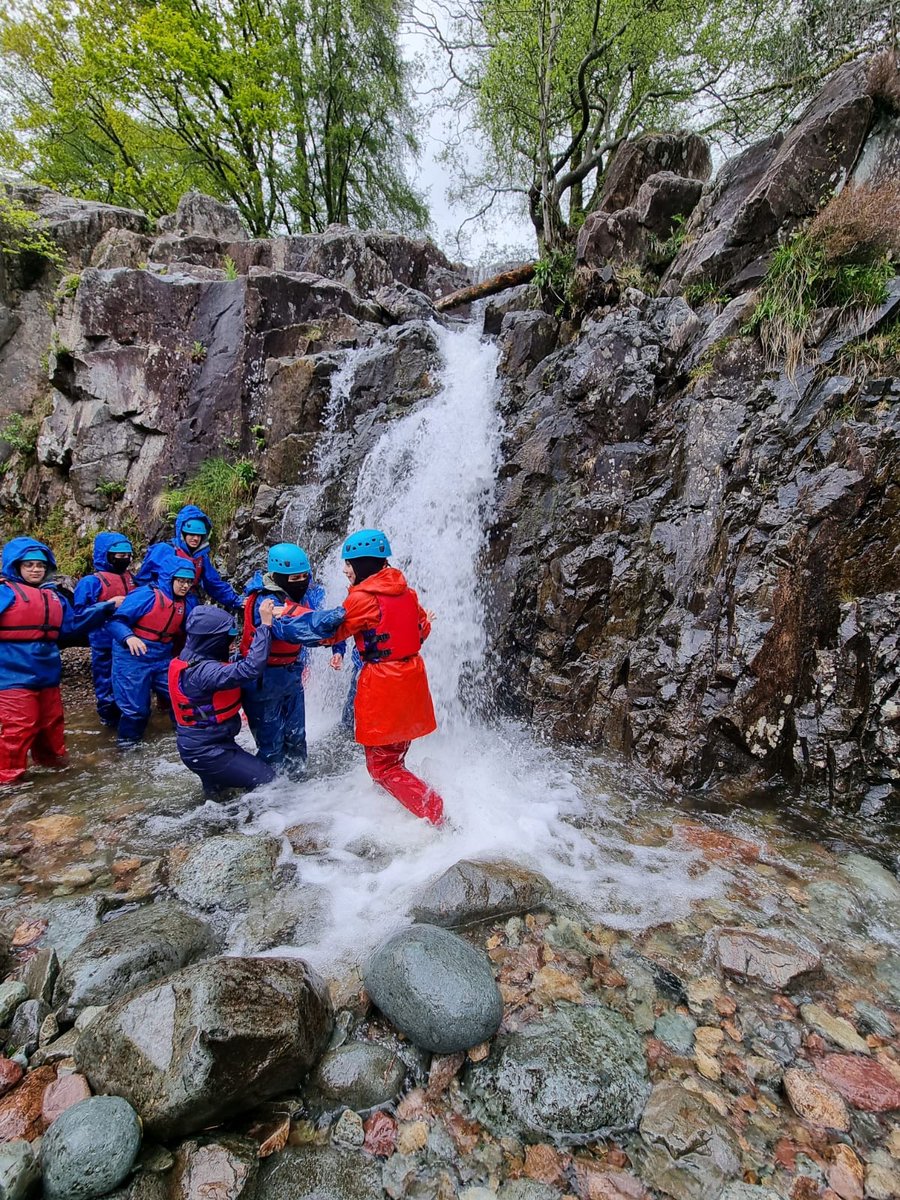 pmghs's tweet photo. Ghyll Scrambling at Stickle Ghyll. The scrambling along the ghyll challenge finished with a soak in the mini waterfall. #wetandfun #challengingexperience https://t.co/3REY7eVQ8j