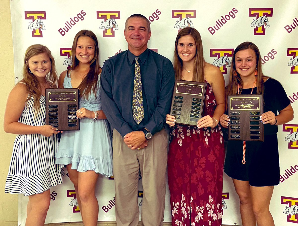 Official Fan Page of Lady Dog Softball tweet media