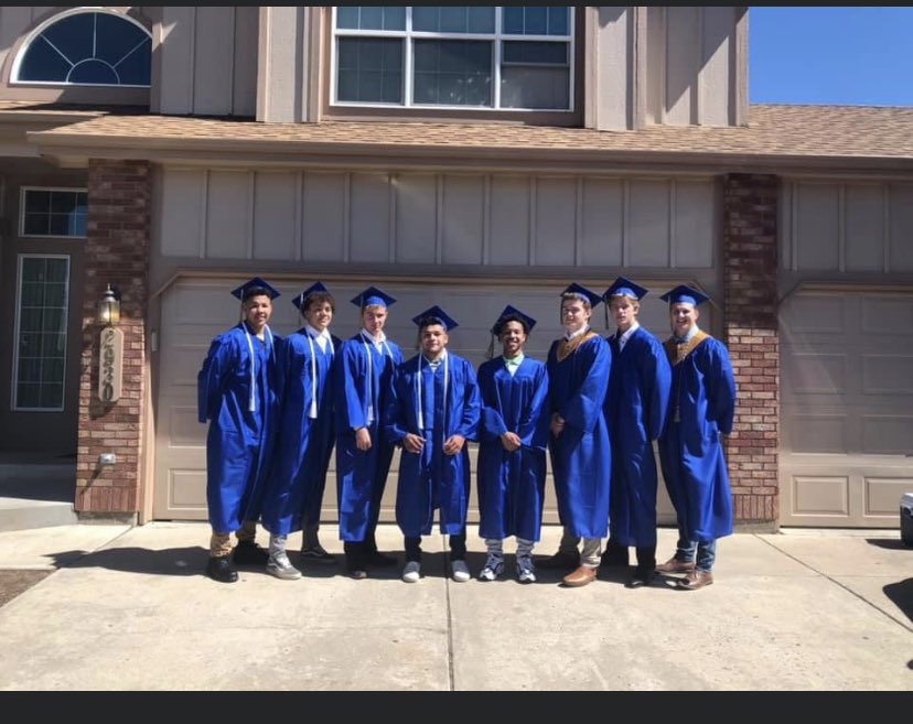 JaydonYoung54's tweet photo. Thank you Rampart🔵🟡 #WeAreRampart
On to the next chapter⚫️🔴 https://t.co/aaZizuNG7Y