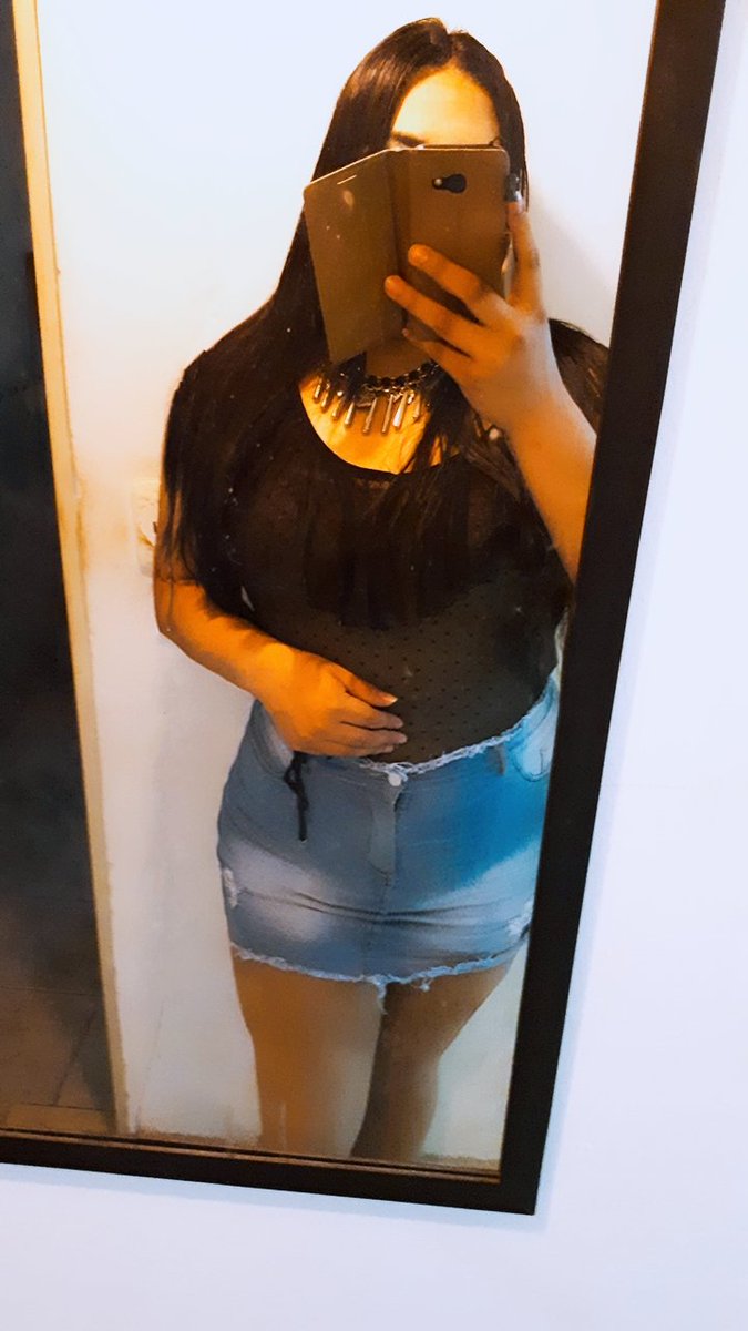 elubbtrans's tweet photo. Que aburrida estoy! https://t.co/xv9Xu4Zwq4