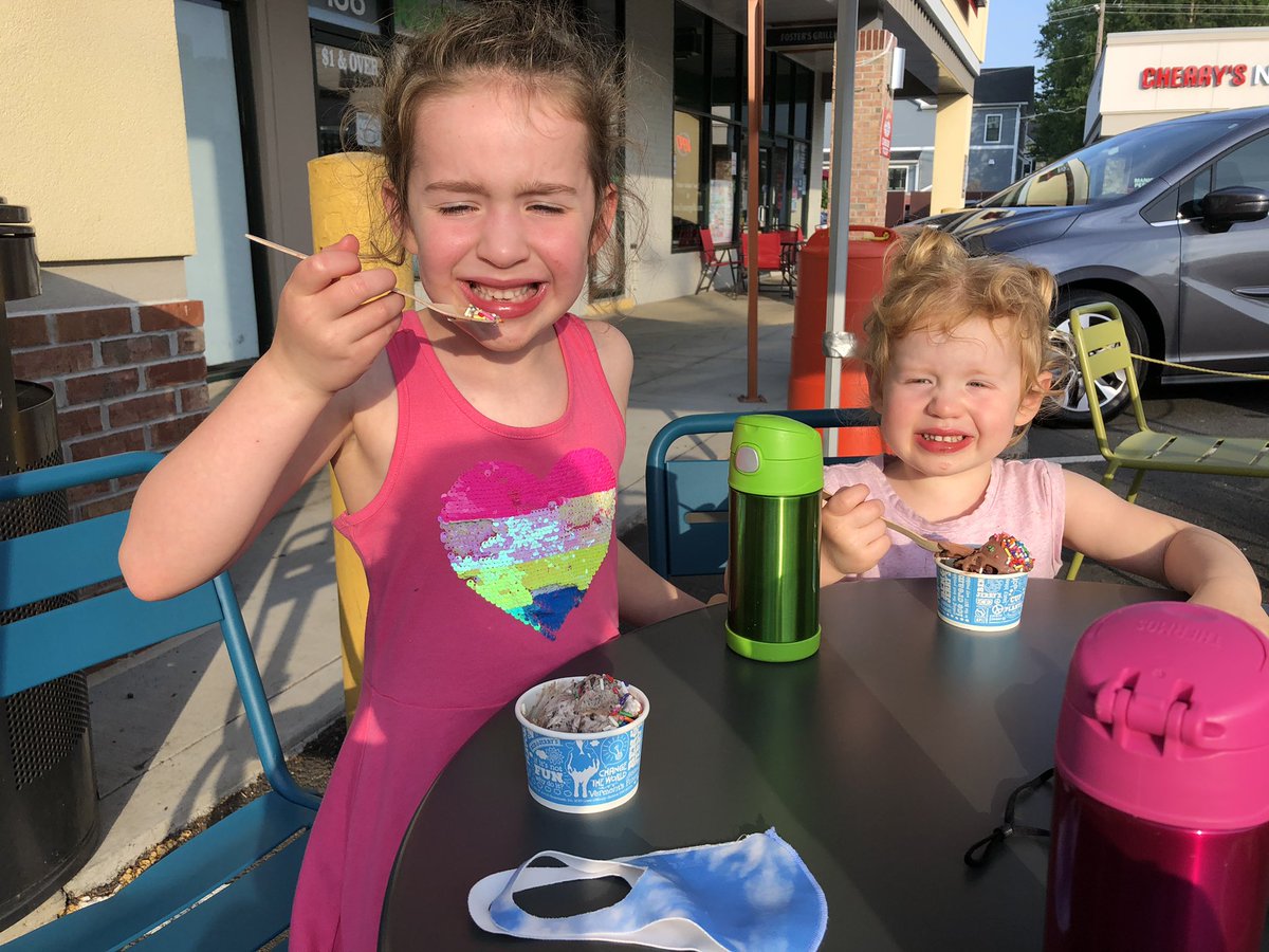 lbkmeen's tweet photo. Mmm...Love Ben and Jerry’s Vienna!  Dining for Dollars tonight! @fhespta @benandjerrys https://t.co/zum69OCzio