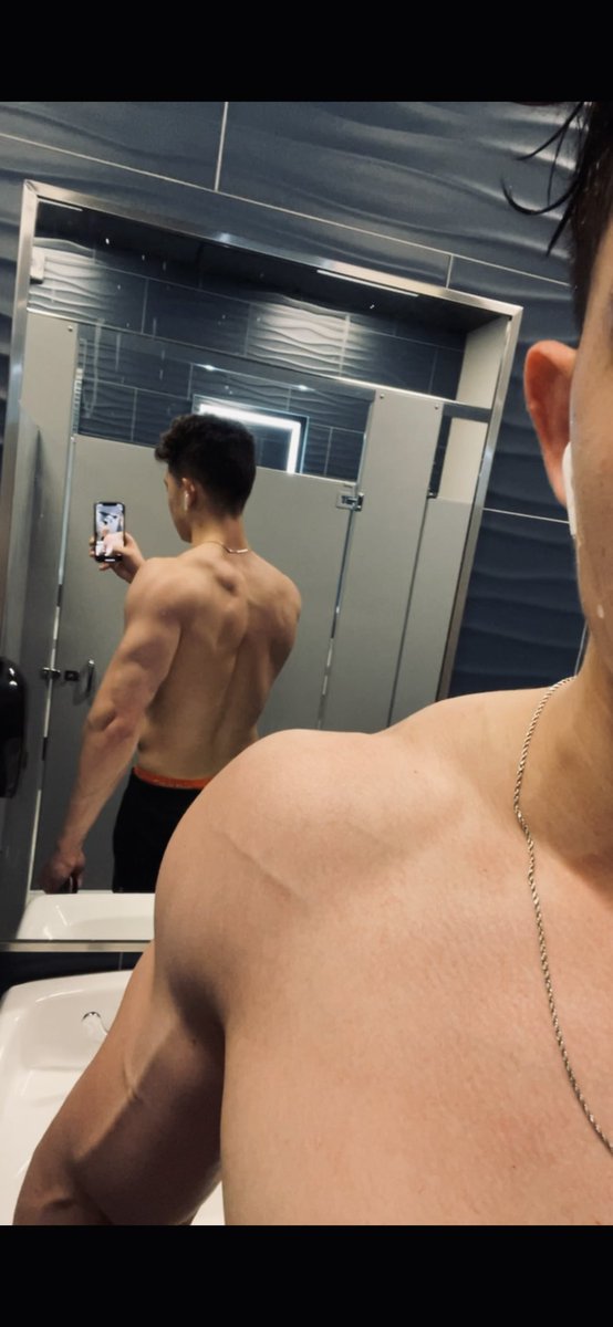 nyquil phelps tweet media