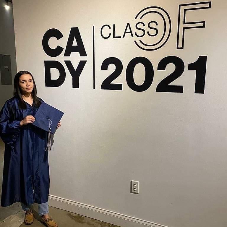 JayremF's tweet photo. Happy graduation Gissy, weβre so proud of you! π #polkgrad21 https://t.co/AoXEtLkeyO
