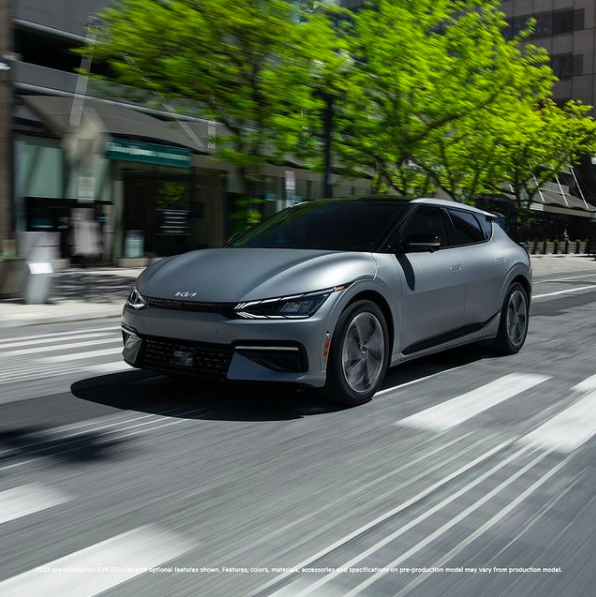 KiaMankato's tweet photo. Are you ready for a gripping performance this summer?

#TravelTuesday #KiaEV6 #EV6 #Kia #Mankato https://t.co/8XEdonU2C5