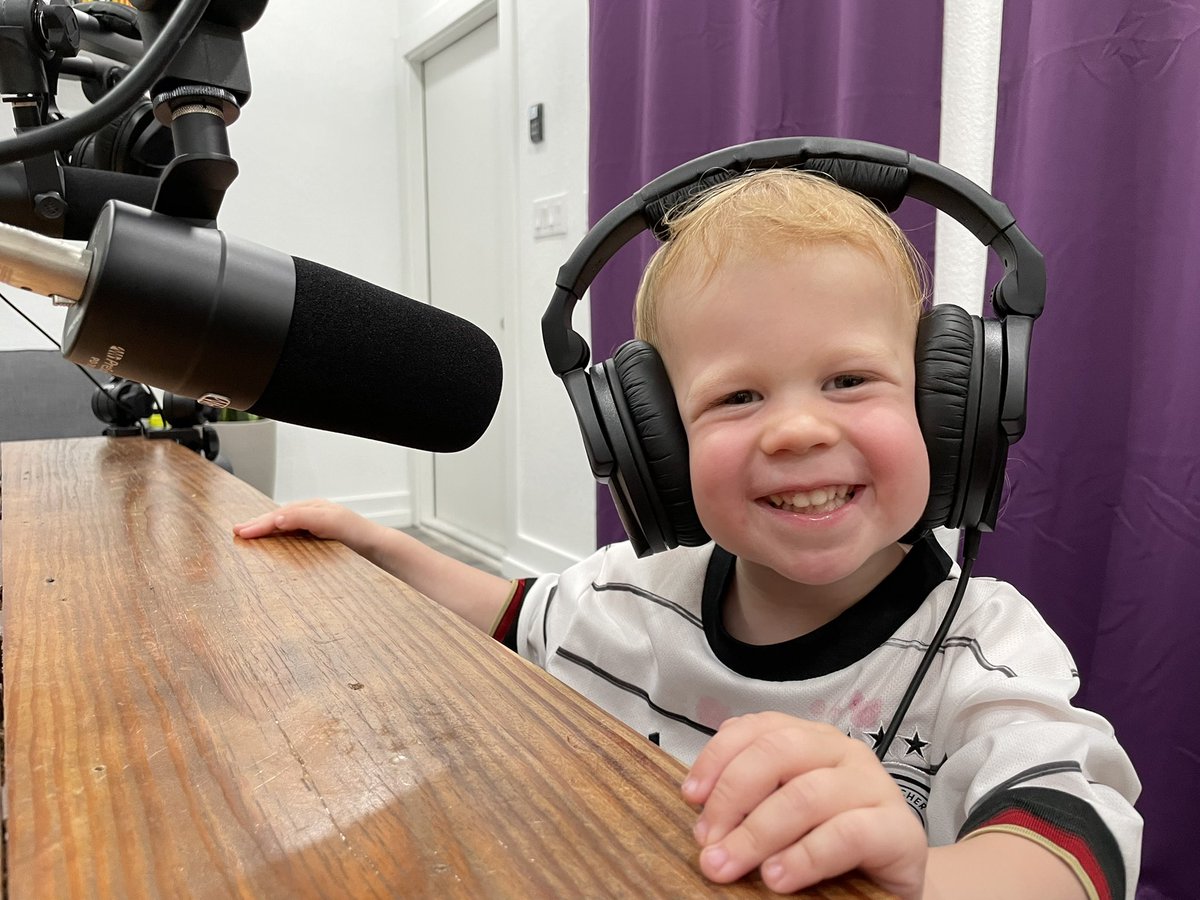BryanBarletta's tweet photo. The best part of #SoundsProfitable is my cohost. https://t.co/jFXy1GwEcJ