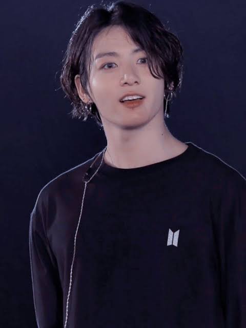 Marina48099927's tweet photo. #WeLoveYouJungKook #bts #btsarmy #btsworld #btsarabarmy #jungkook #jjk #jk #jeonjungkook @bts_bighit @bts_twt 💜💜 https://t.co/qfeNfAthLB