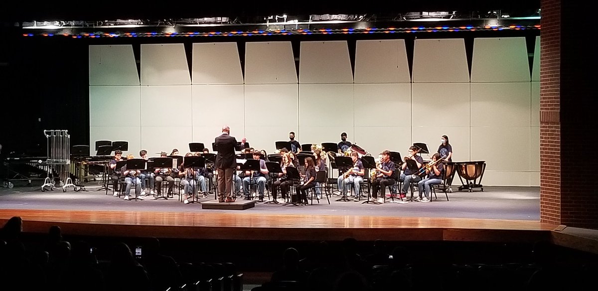 TISDWWJHS's tweet photo. Concert 3 and 4 bands sounded excellent tonight! What a way to finish the year on a good note π΅πΆ
#DestinationExcellence #WWJHS https://t.co/it2lT7AMCw