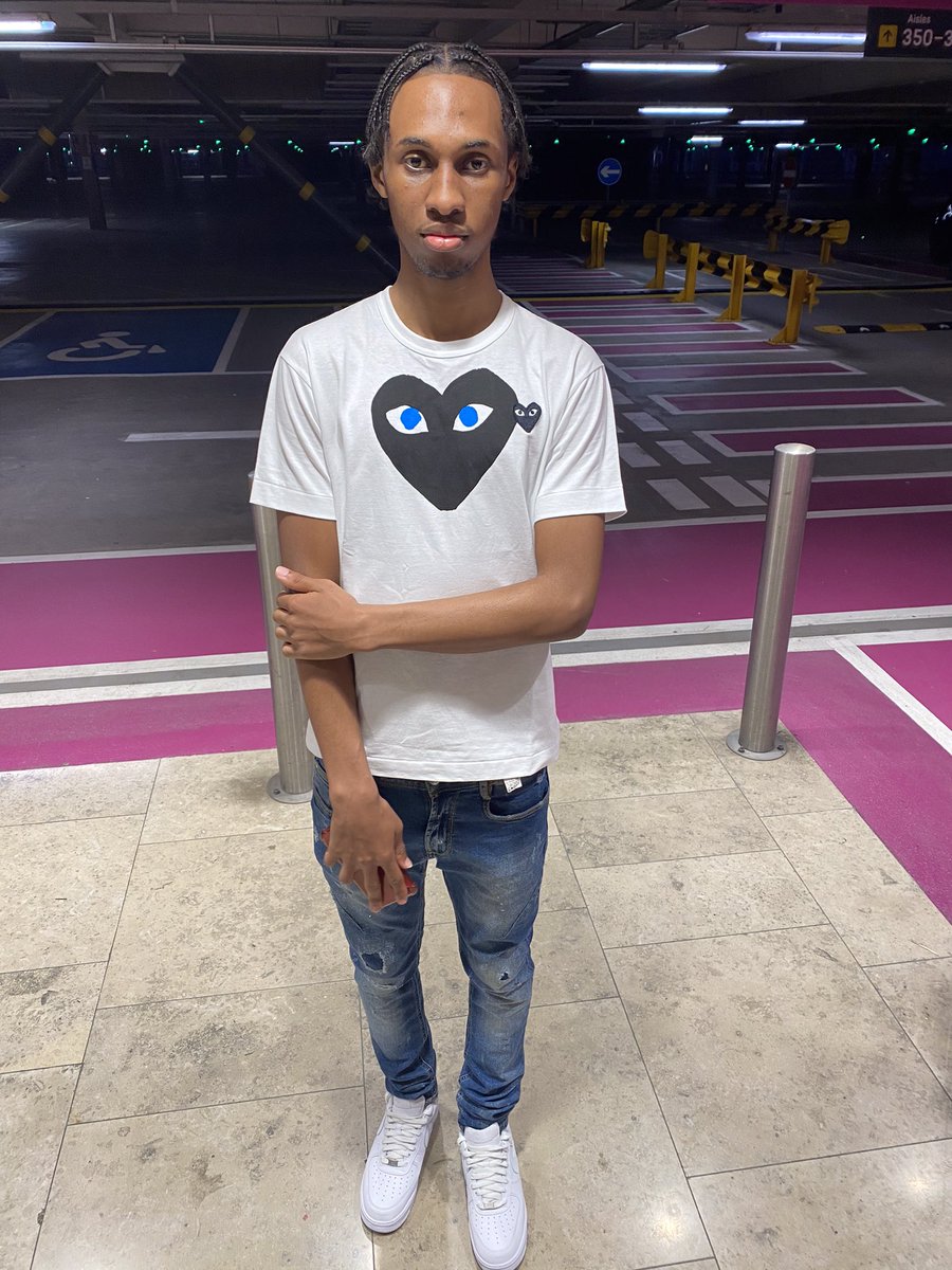 Mr26shapess's tweet photo. More life to me with balloons on my page 🎉 https://t.co/Lqrlnif4mU